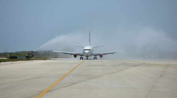 Avior Airlines ku buelo inougural for di Valencia i Maracaibo pa Kòrsou