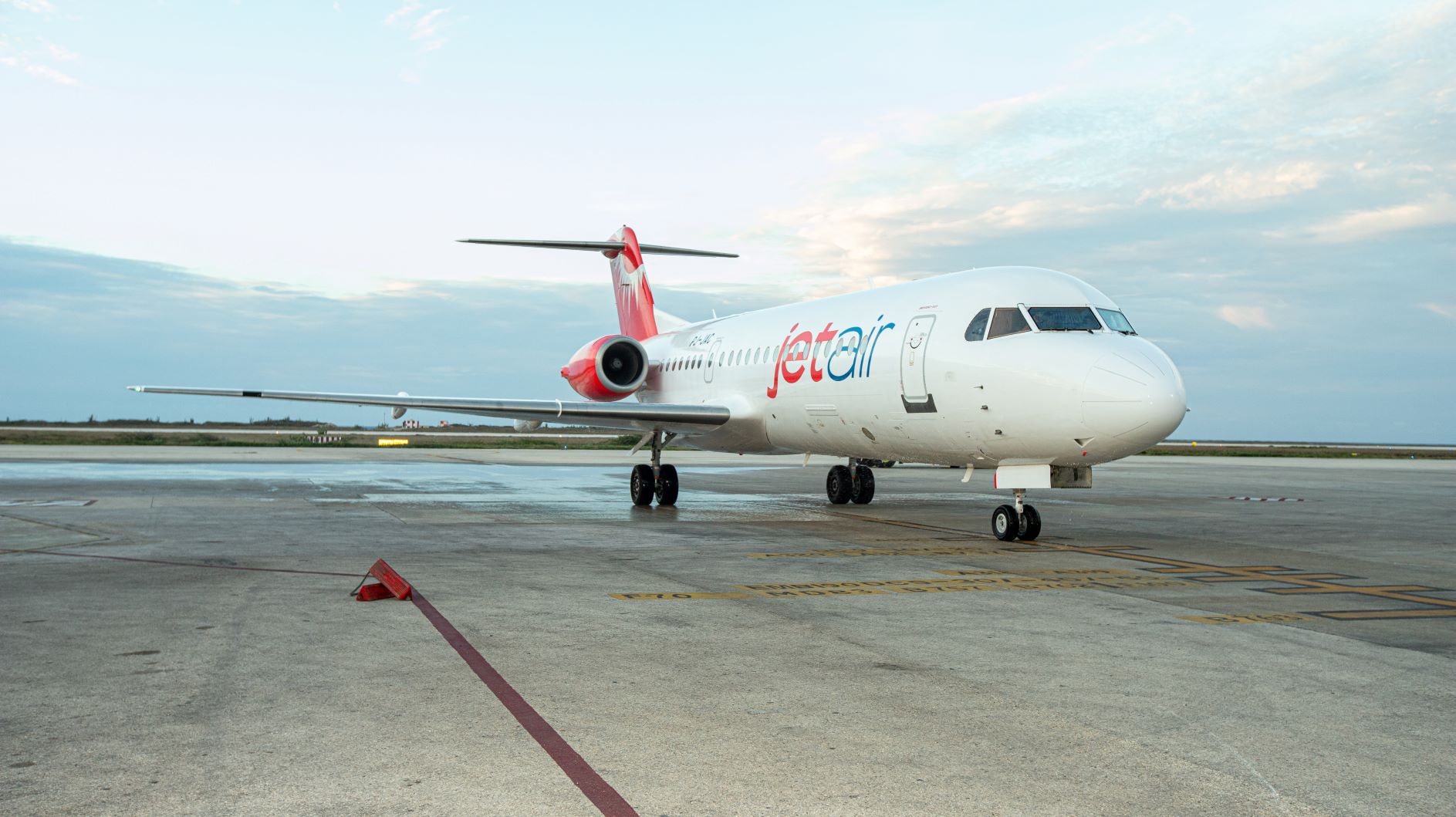 Celebrating Jetair’s inaugural flight on the Curaçao – Jamaica route